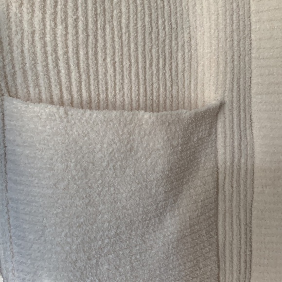 Natori Beijing Cardigan - Picture 5 of 5